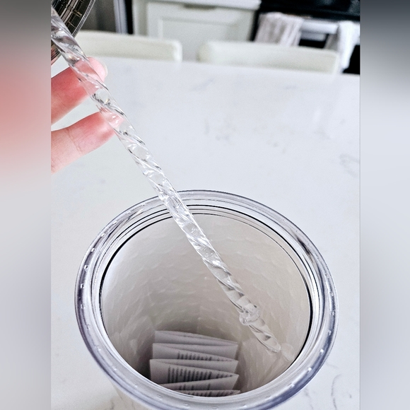 STARBUCKS PH Exclusive 2024 Pearl 22 Fl Oz Cold Cup - Picture 11 of 12